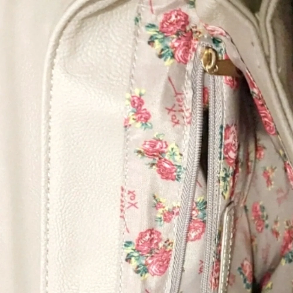 Betsey Johnson XO Celyn Top Handle Crossbody Bag Floral Scarf Tan Grey pre loved